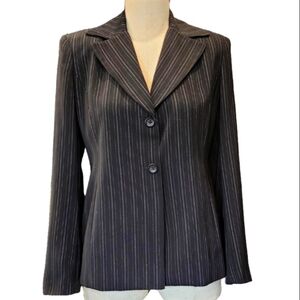 JANE SEYMOUR BLACK PINSTRIPED BLAZER